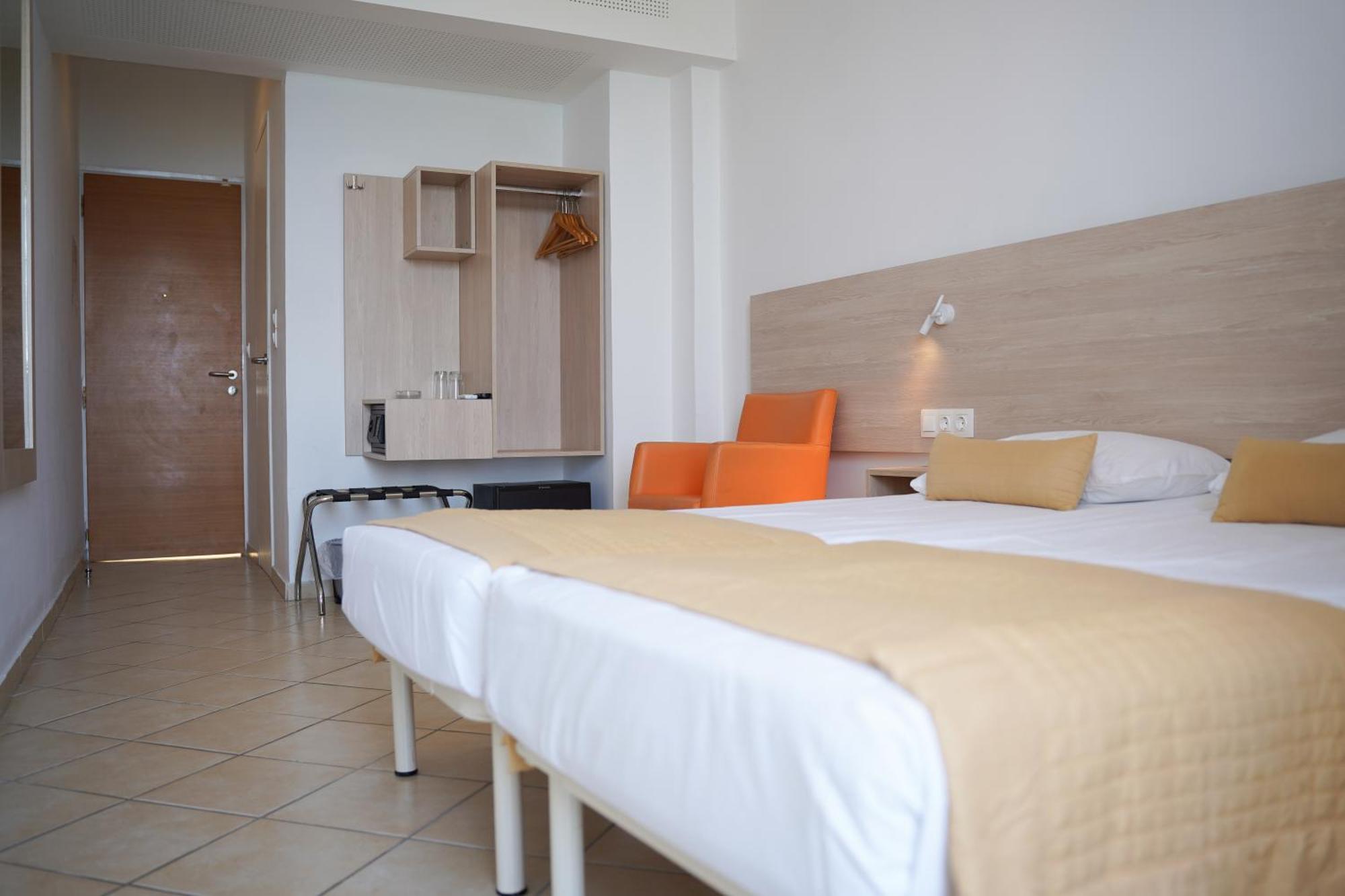 Hotel Sissy Kaména Vúrla Kültér fotó